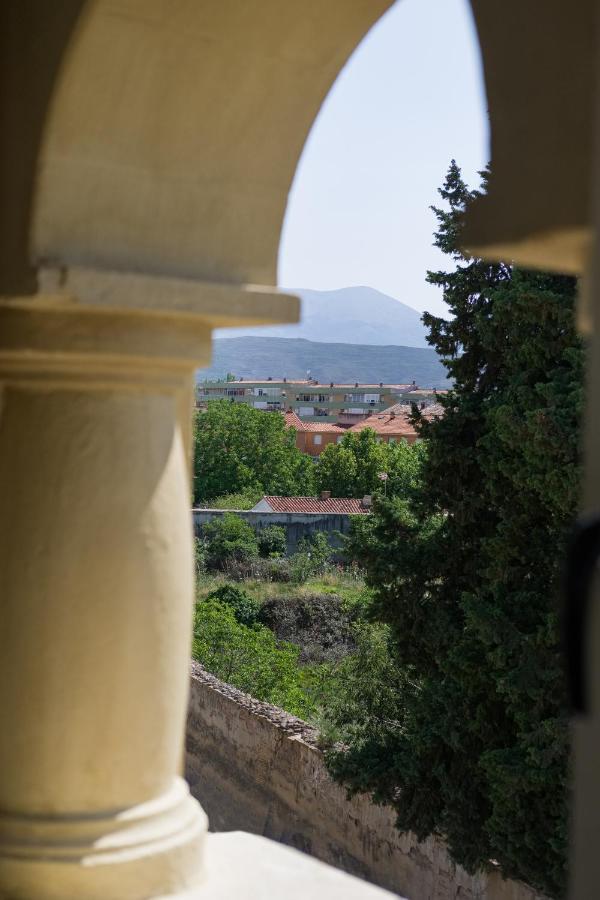 Torre Chiguita Appartement Tarazona Buitenkant foto